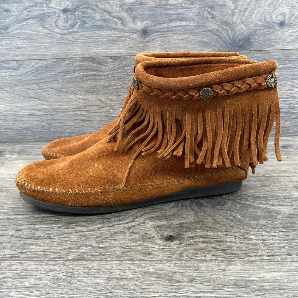 Minnetonka Women's Brown Suede Fringe Ankle Boots Zipper Side Size 9